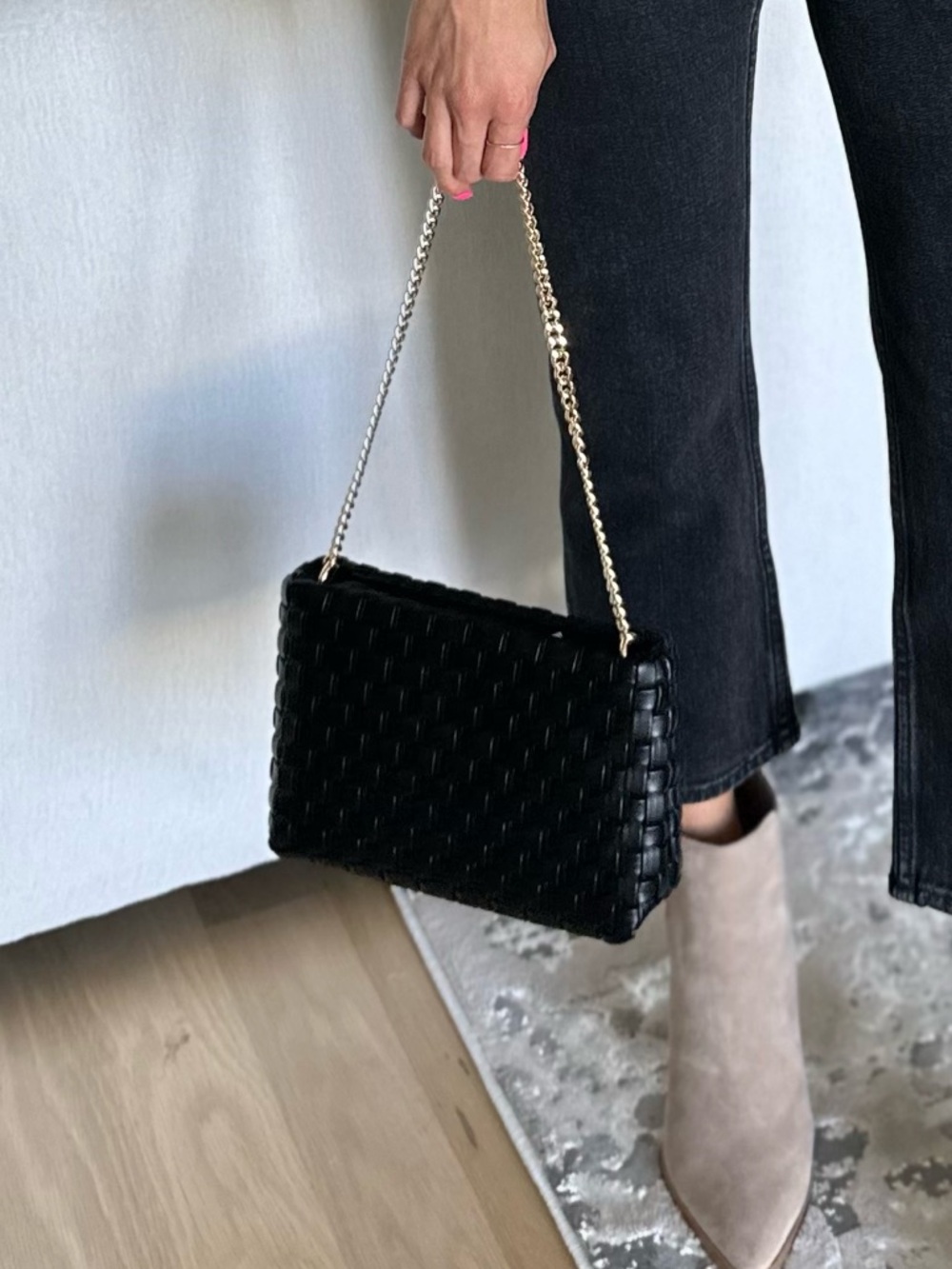 Woven Mini Shoulder Bag in Black with Gold Chain - Picture 3 of 4